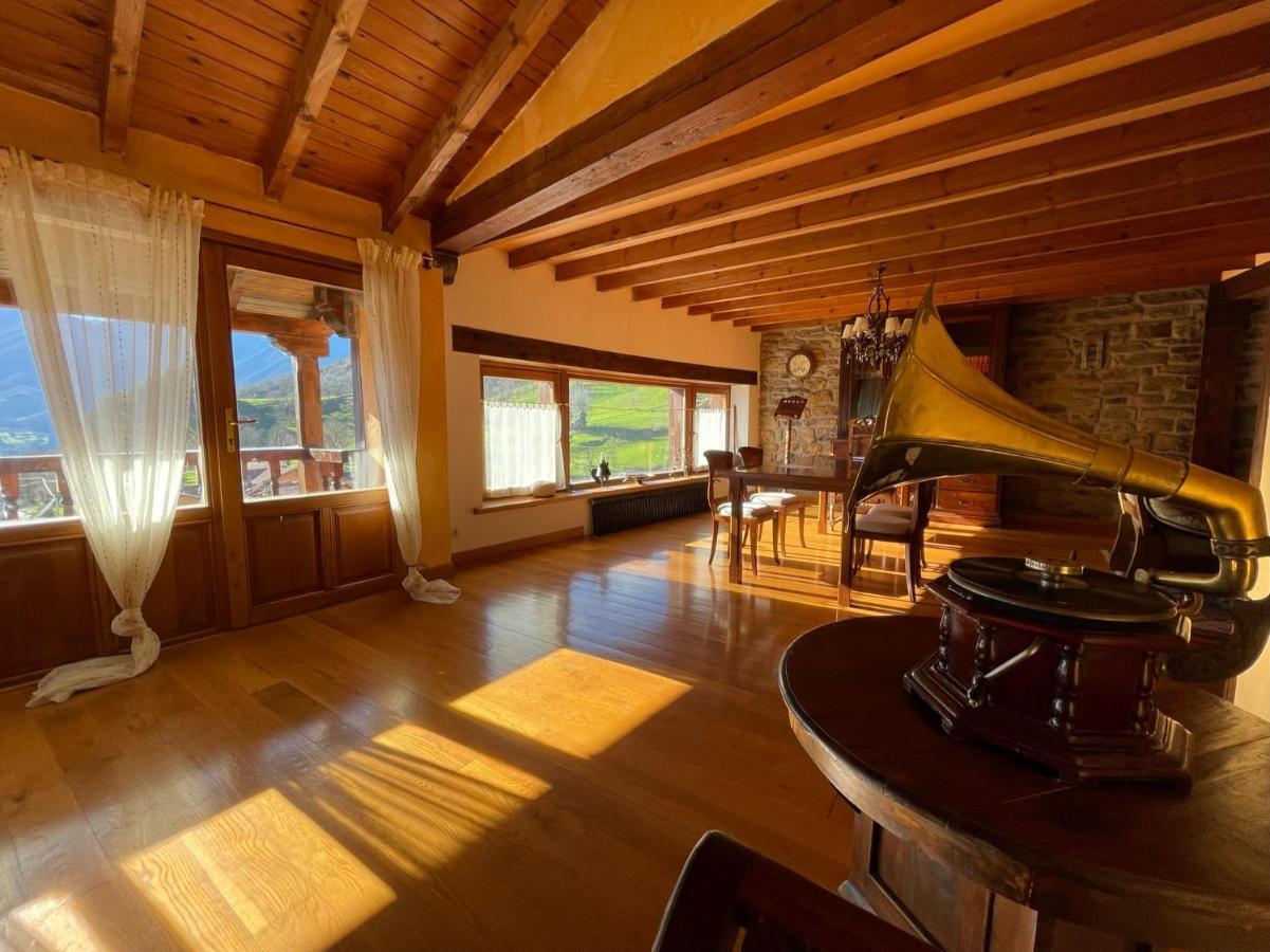 La Indefinida Villa Toranzo Exteriör bild