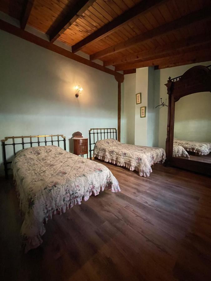 La Indefinida Villa Toranzo Exteriör bild